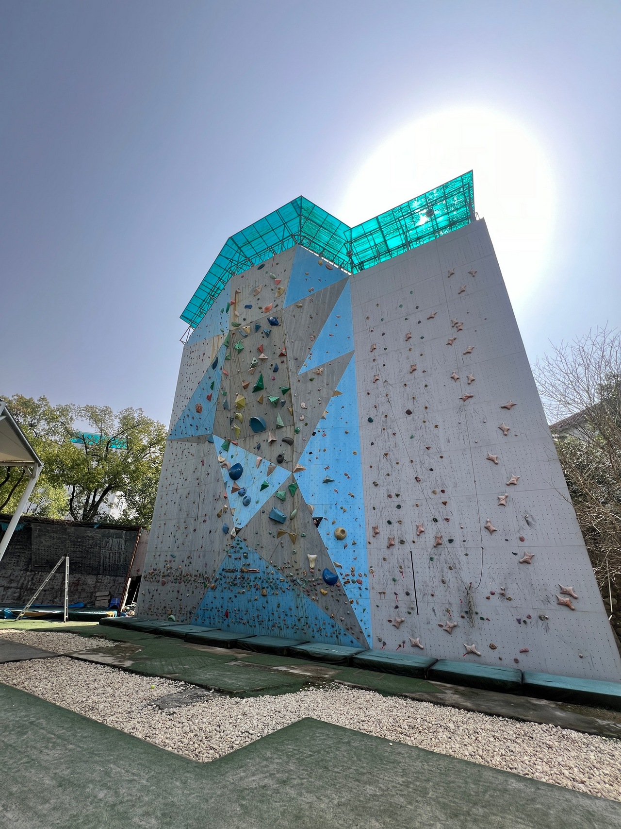 武汉体育学院.jpg